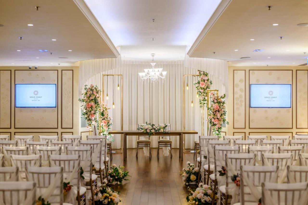 Hong Kong Gold Coast Hotel Экстерьер фото The Chapel