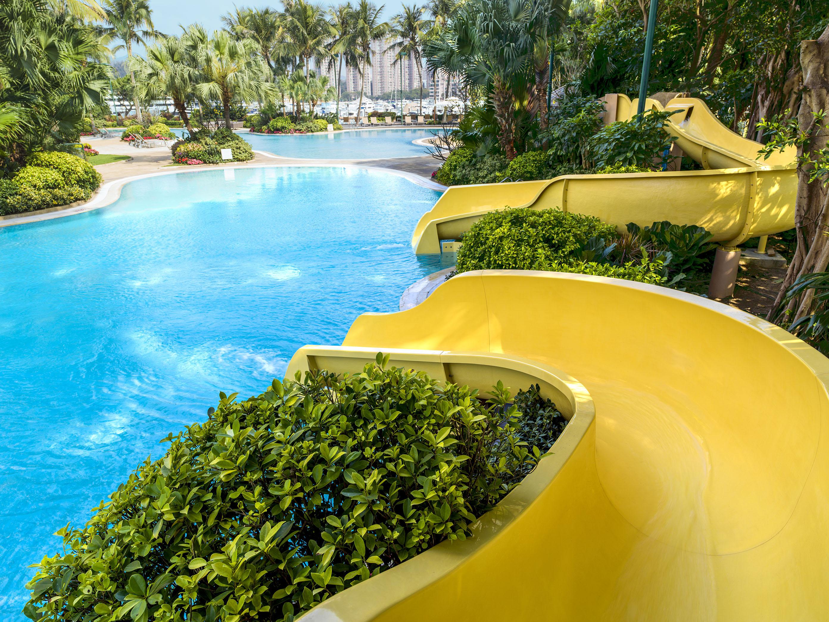 Hong Kong Gold Coast Hotel Экстерьер фото Water slide