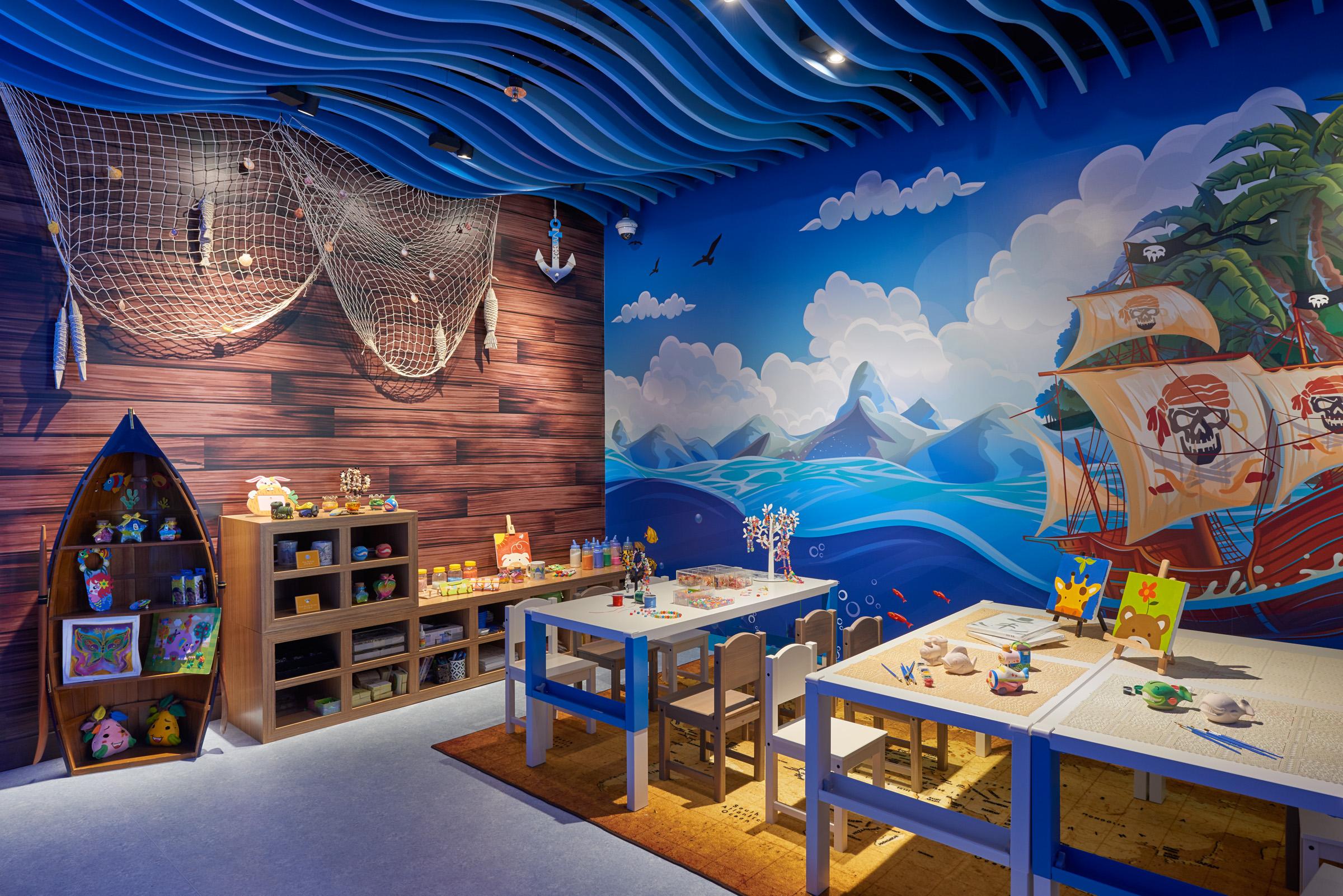 Hong Kong Gold Coast Hotel Экстерьер фото The LEGO Studio