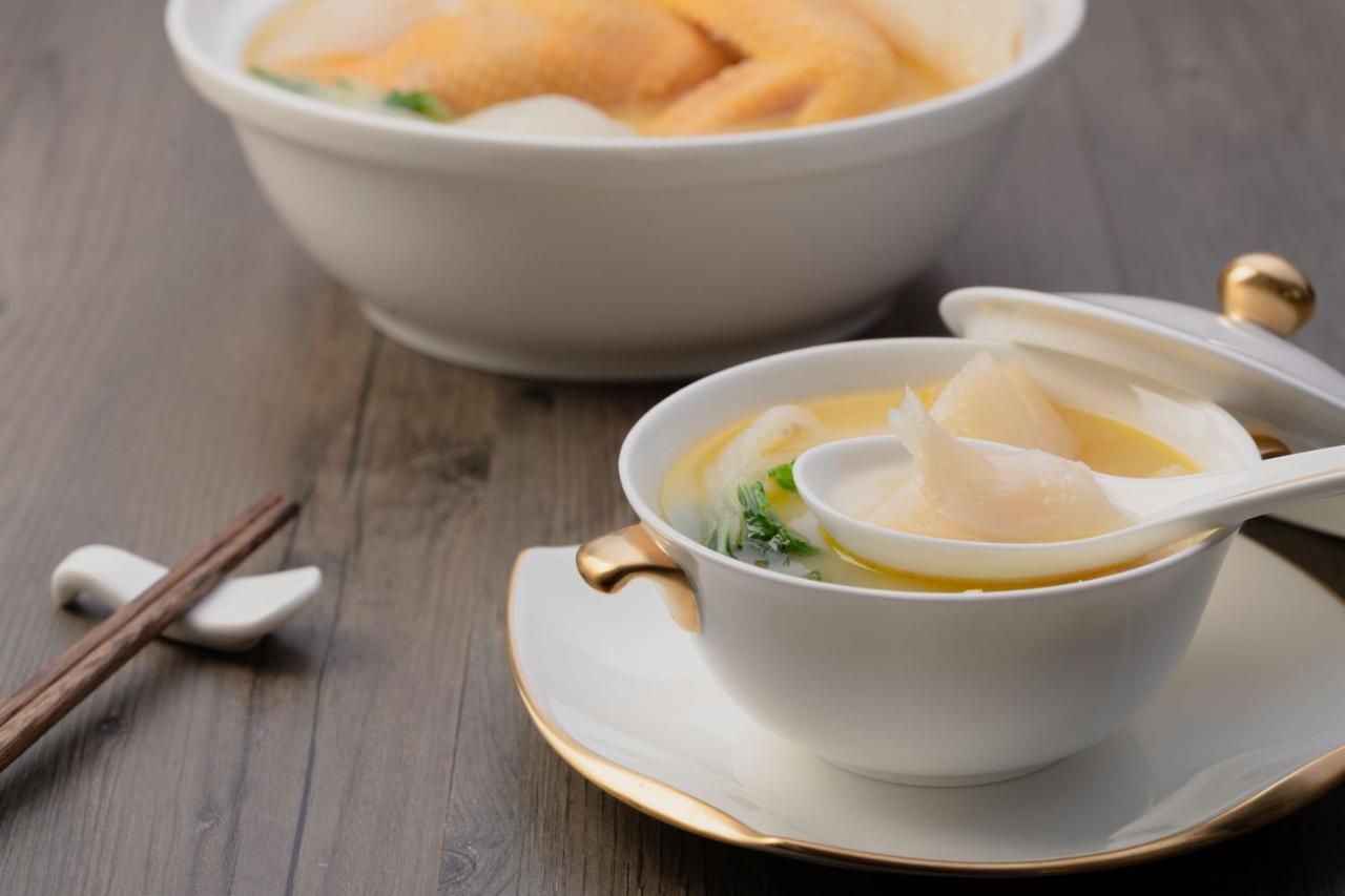 Hong Kong Gold Coast Hotel Экстерьер фото Egg soup
